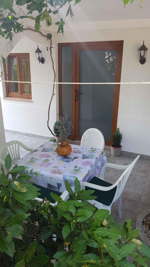 Dobrinj Apartment 2 Zewnętrze zdjęcie